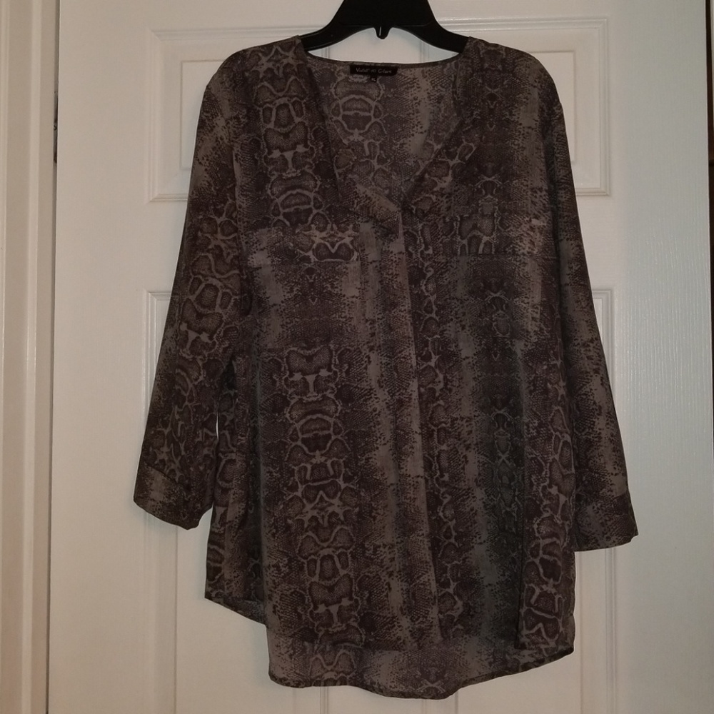 Lovely Gray Snakeprint Blouse